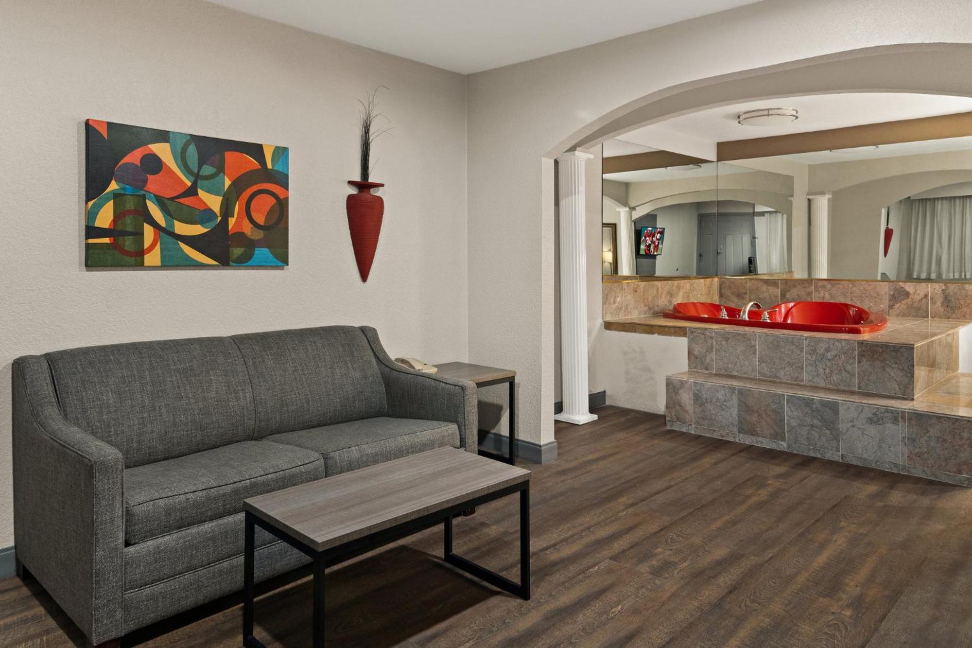Red Roof Inn & Suites Irving - Dfw Airport South Bagian luar foto